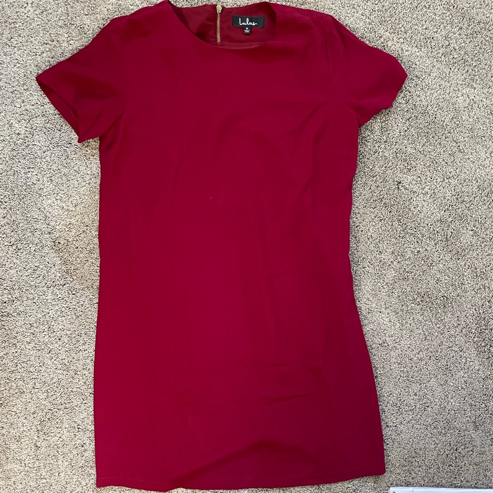 Red mid dress